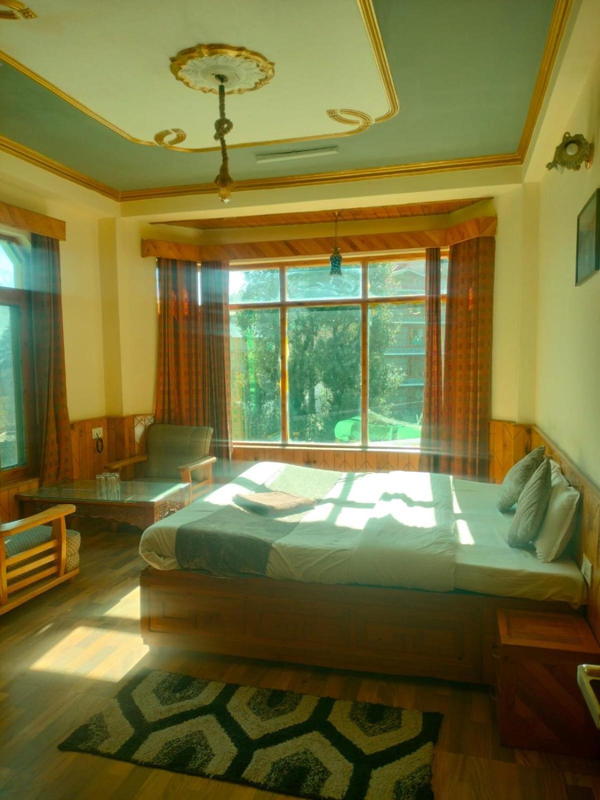 Govind Royal Stay Манали Экстерьер фото